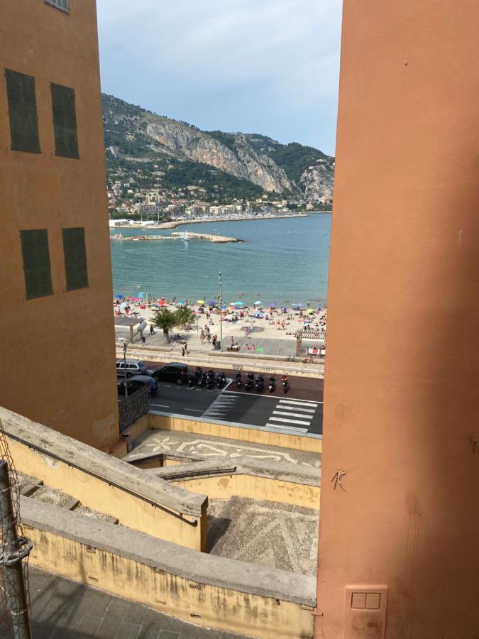 Joli Appart 29M2 En Vieille Ville Menton 2 Mins De La Mer Екстер'єр фото